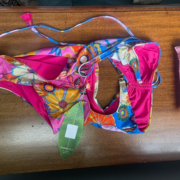 Brand New with Tags Farm Rio Swimsuit - Picture 8 of 9
